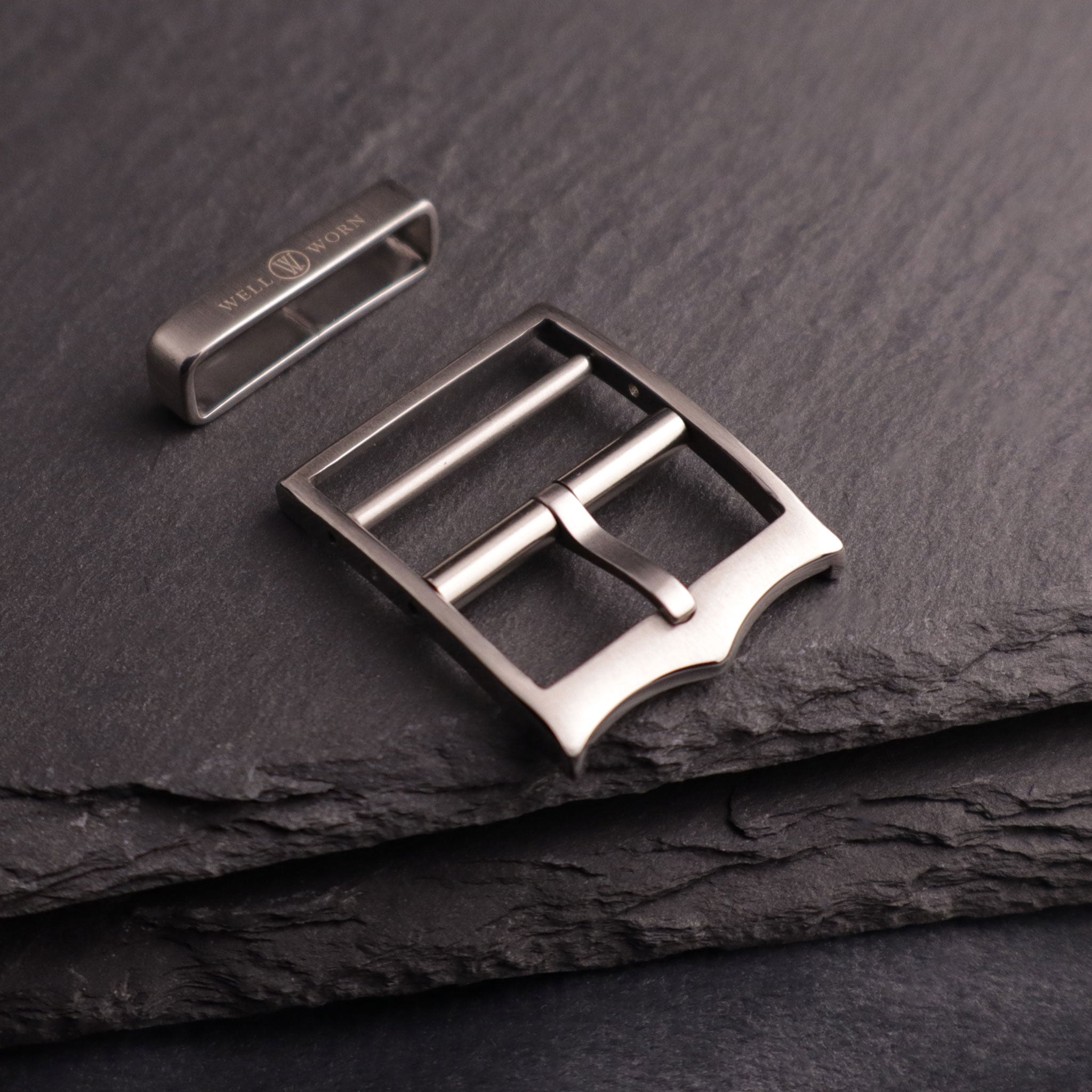 Trident-Wave™ Buckle with Engraved Keeper