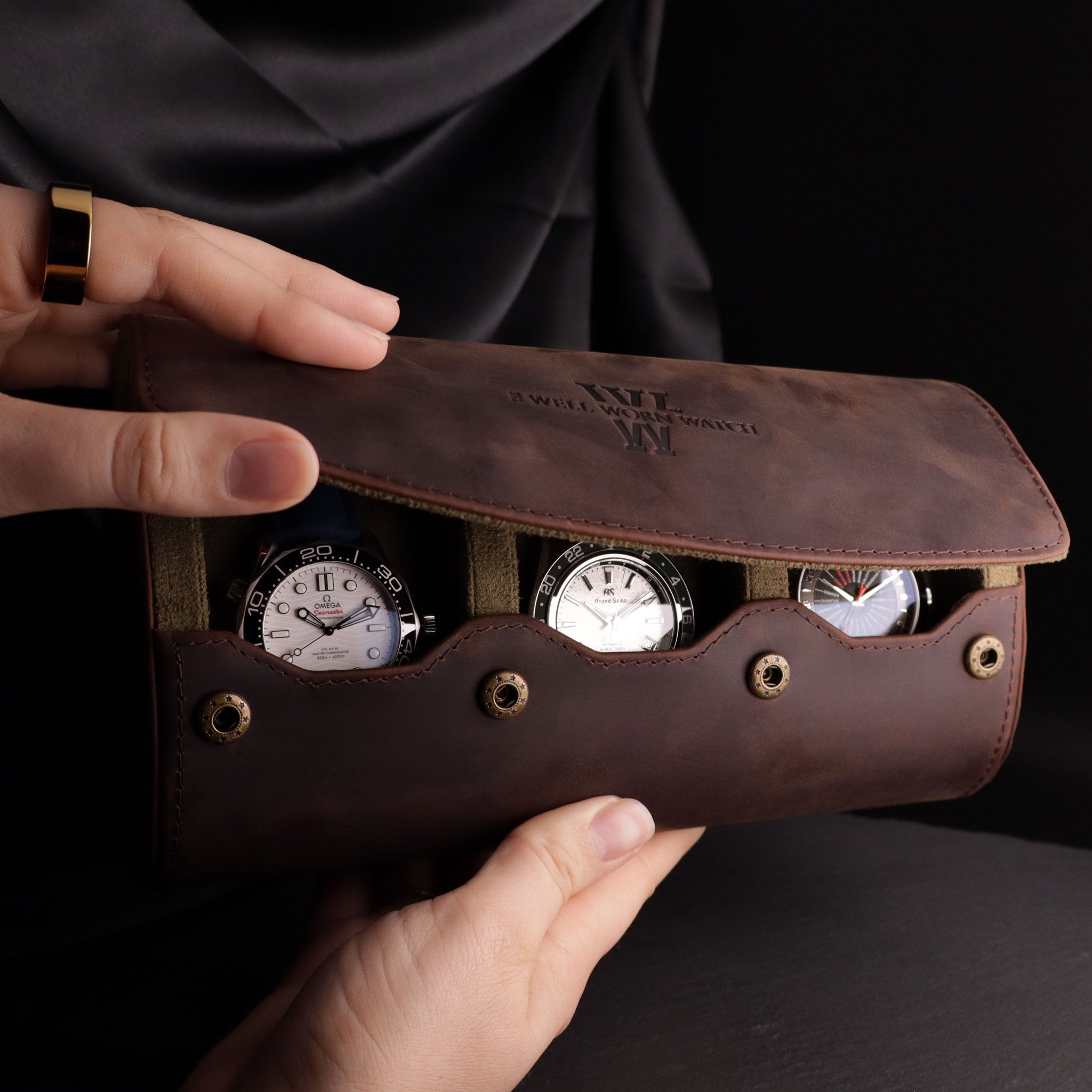 Dantés™ Oiled Leather Watch Roll