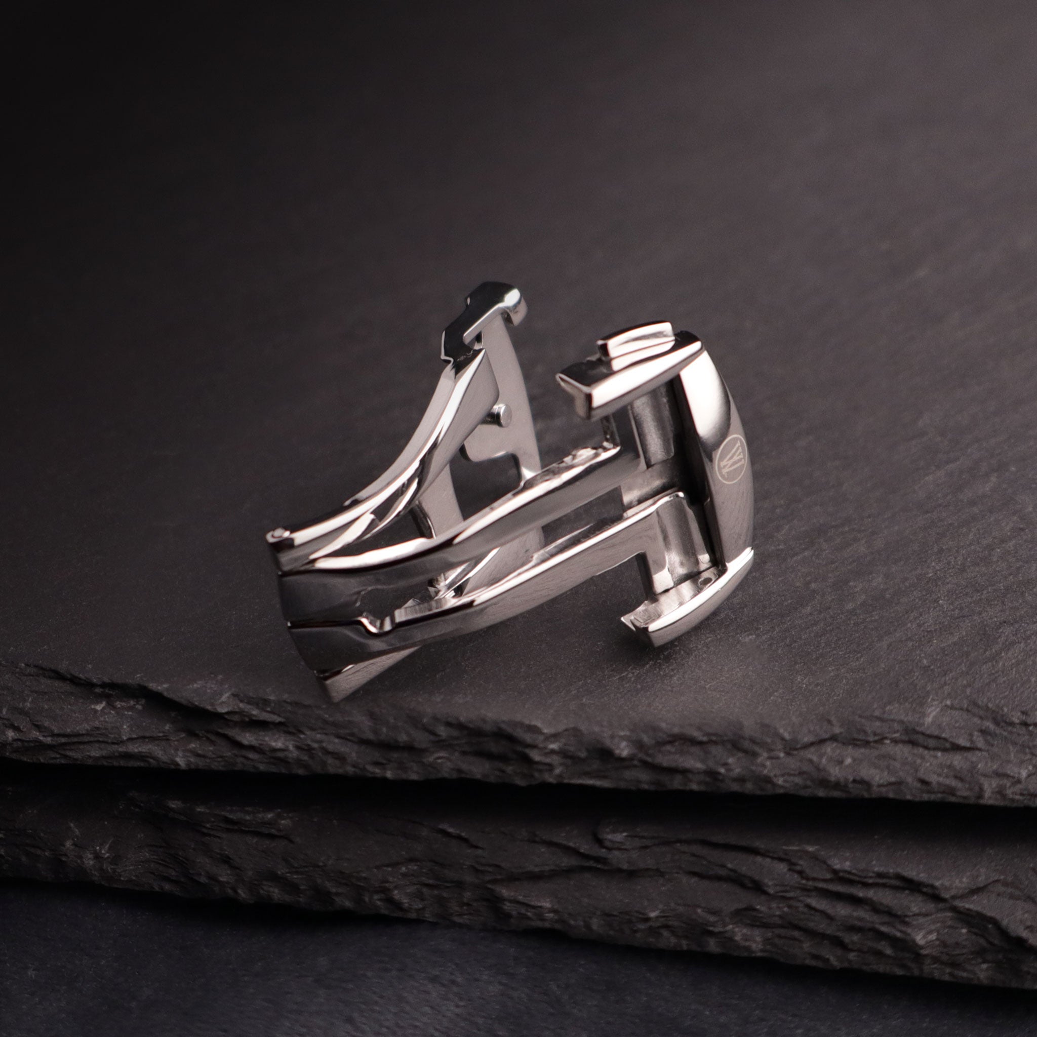 Meridian™ Concealed Deployant Clasp